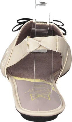 Maren Cream/black Patent 11 Maren Cream/black Patent -Duffy kauppa 60152 97 4