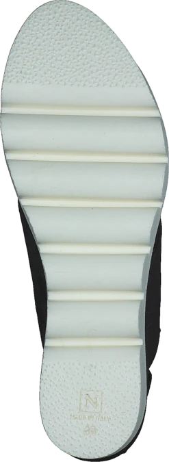 Nadja Nabuk / Nero 13 Nadja Nabuk / Nero -Duffy kauppa 60231 38 6