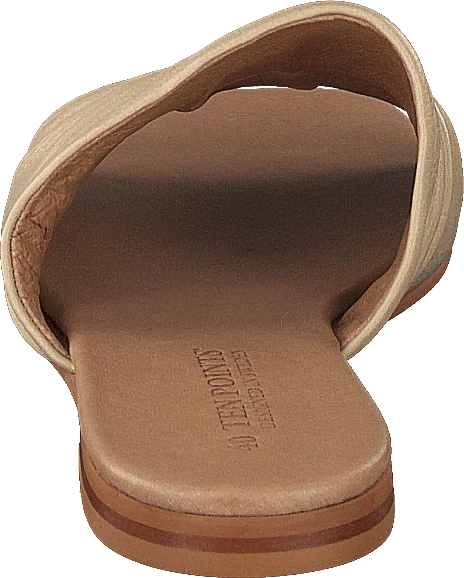 Madeleine Sand 5 Madeleine Sand - Image 5