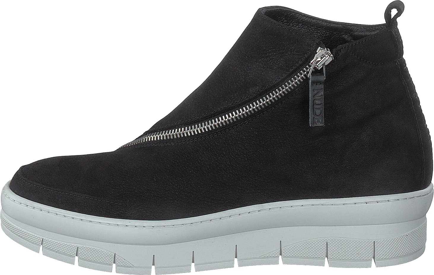 Hilda Longbeach Nero 1 Hilda Longbeach Nero