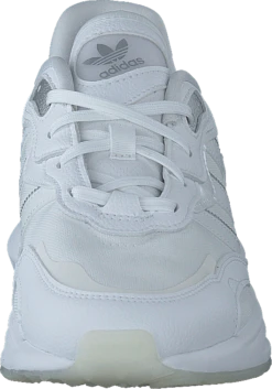 Adidas Originals Zentic W Cloud White / Cloud White / Core Black 10 Adidas Originals Zentic W Cloud White / Cloud White / Core Black -Duffy kauppa 60545 39 3