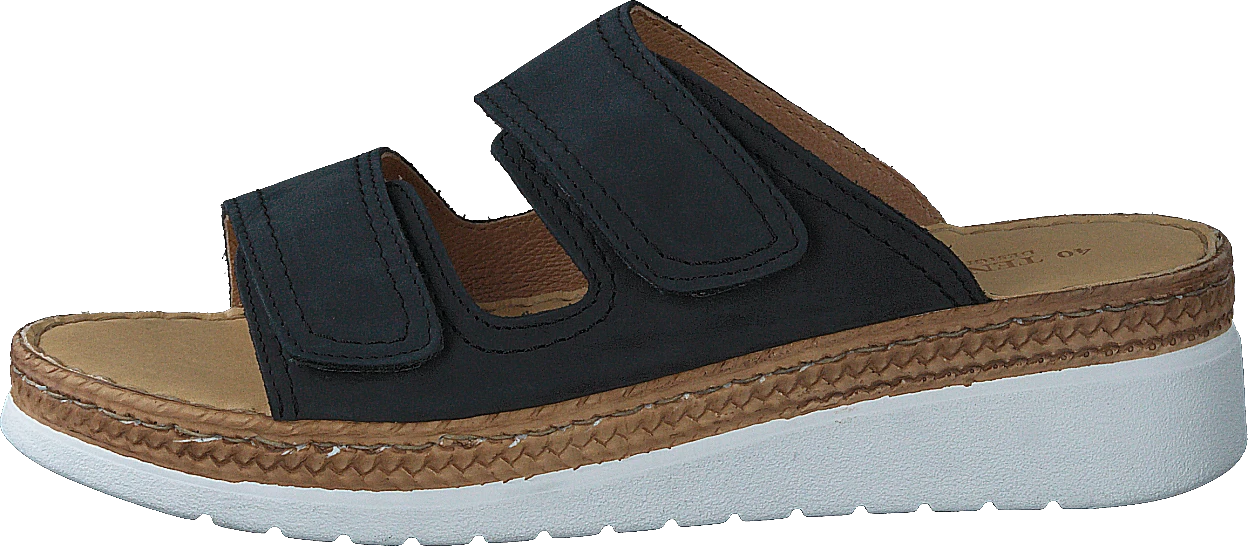 Malin Black 1 Malin Black