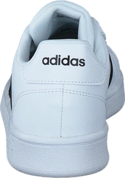 ADIDAS Grand Court K Ftwwht/cblack/ftwwht 11 ADIDAS Grand Court K Ftwwht/cblack/ftwwht -Duffy kauppa 60625 13 4