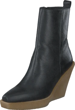 Ubah Saratoga / Nero -Duffy kauppa 60801 73 2